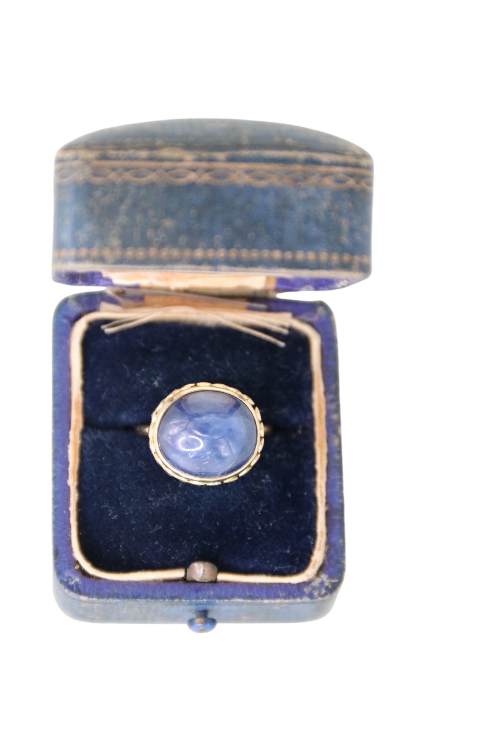 Sapphire Cabochon Ring